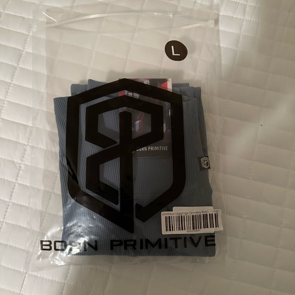 Born primitive limitless leggings- smokey blue- large - new with tags